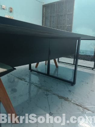 Conference Table/Meeting Room Table